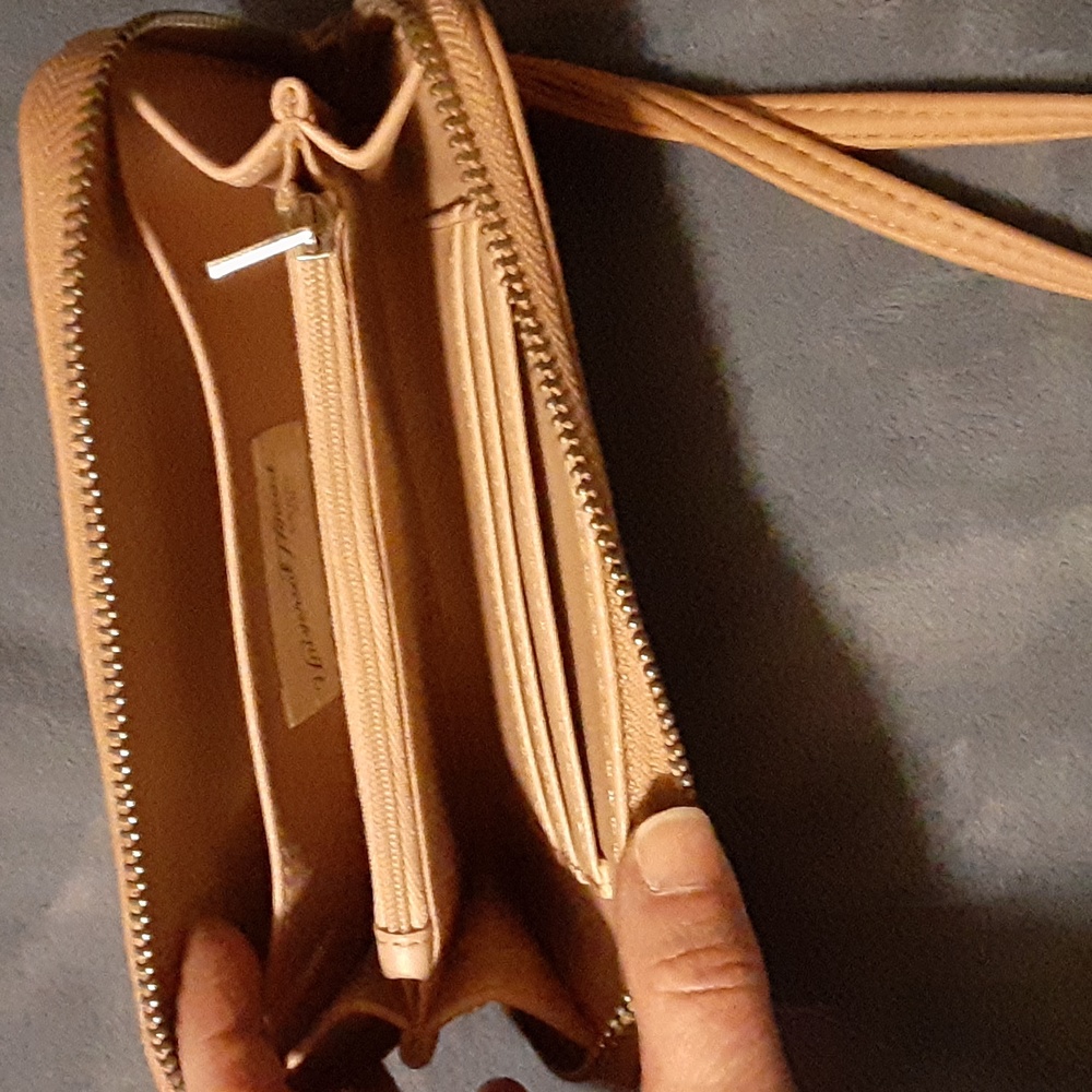 Universal Thread Wallet/Wristlet - image 2